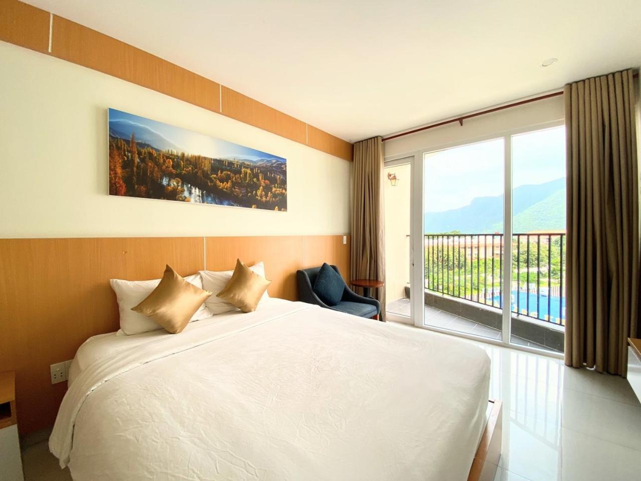 Conson Hotel Chi Khu Co Ong ภายนอก รูปภาพ